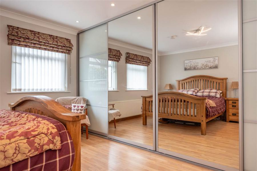 22 Hollybank Park