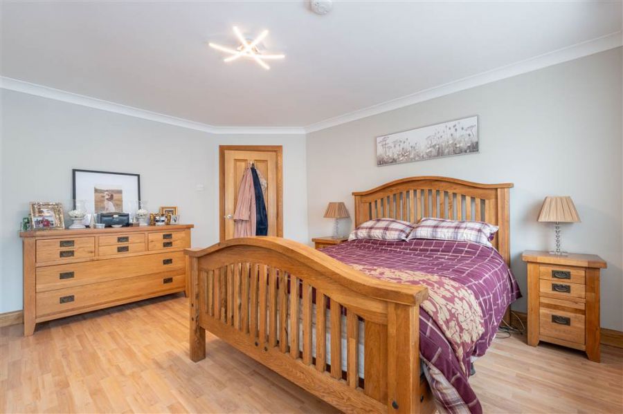 22 Hollybank Park