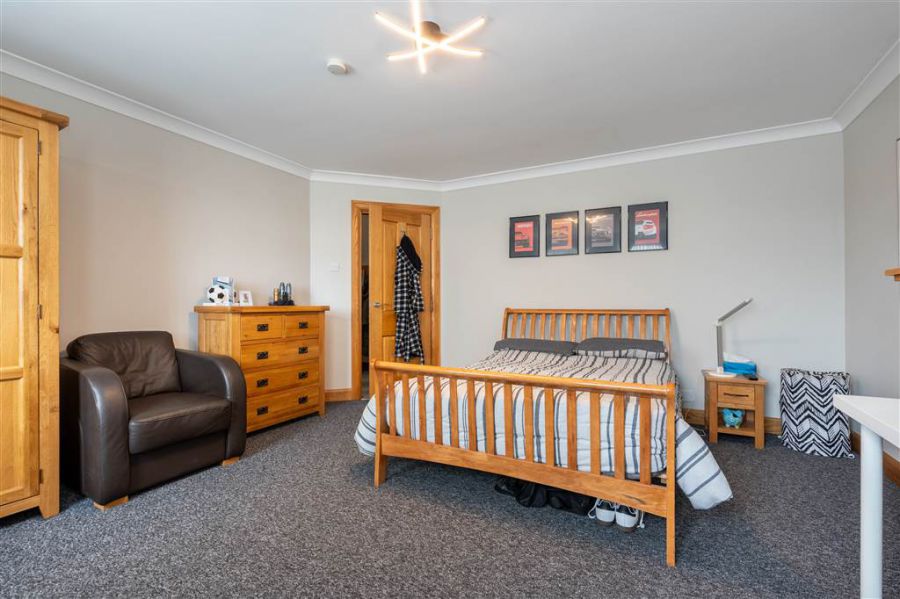 22 Hollybank Park