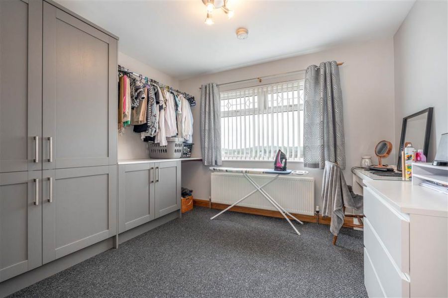 22 Hollybank Park