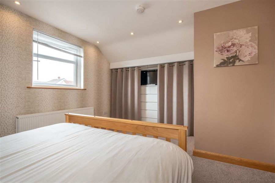 22 Hollybank Park