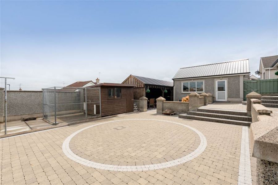 22 Hollybank Park