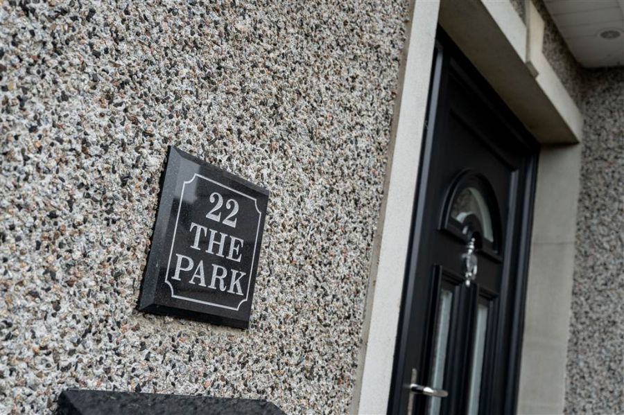 22 Hollybank Park