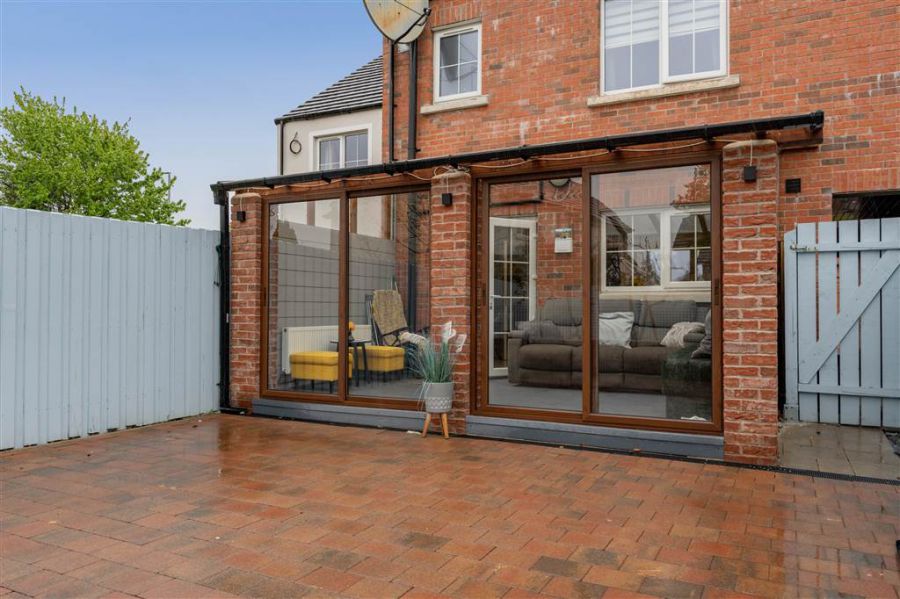 23 Frys Meadow