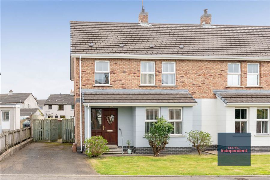 12 Fenaghy Heights, Galgorm, Ballymena, BT42 1JR