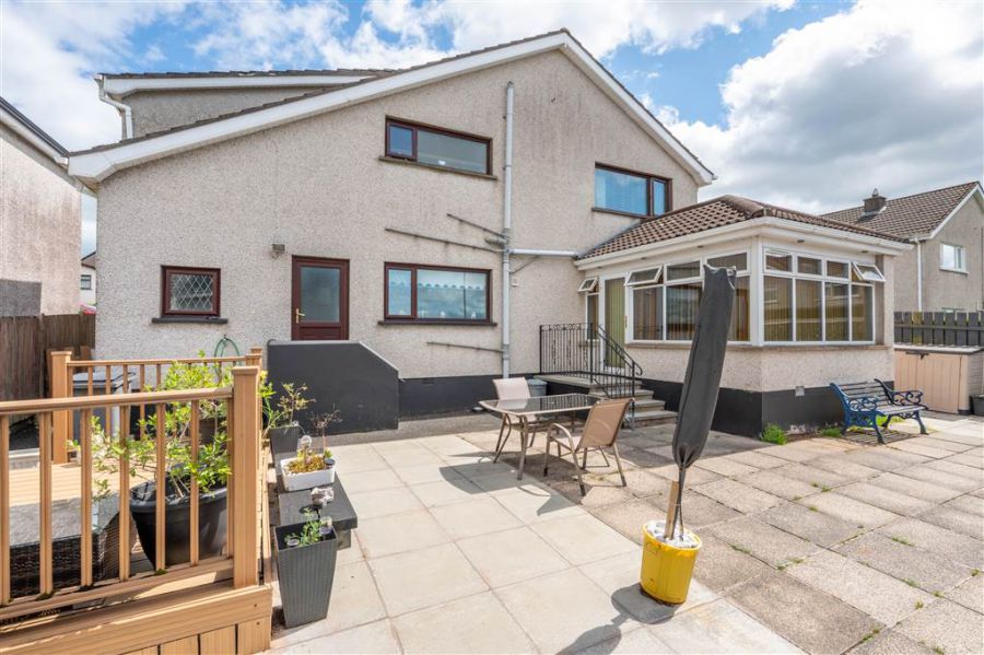 26 Fendale Park