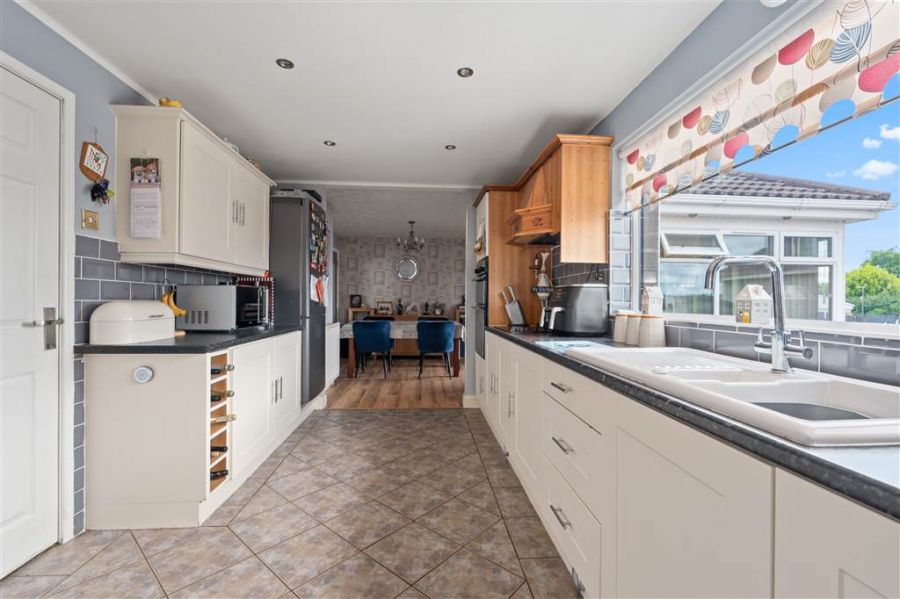26 Fendale Park