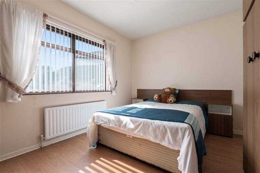 46 Knockan Road
