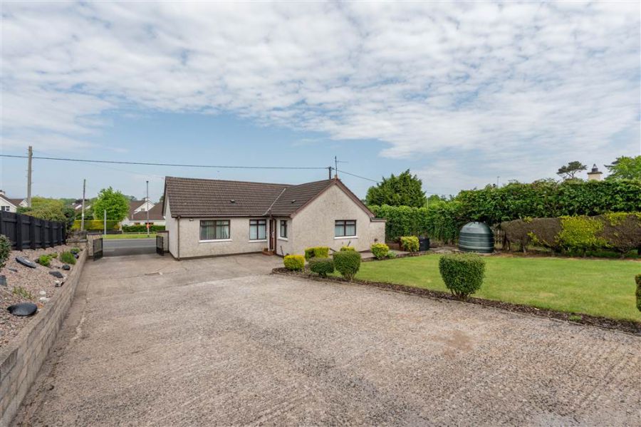 46 Knockan Road