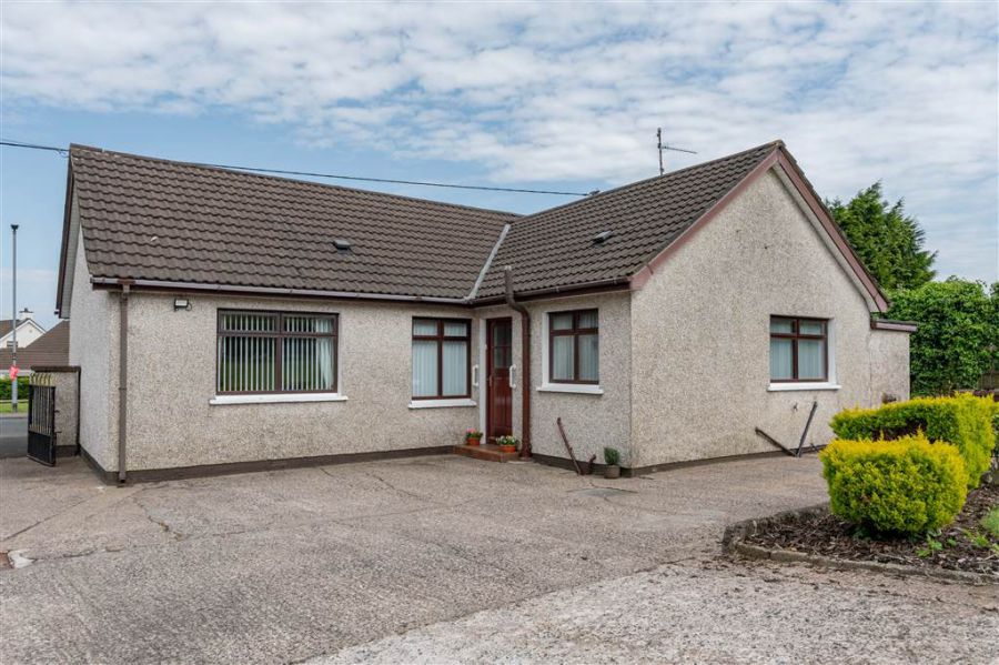 46 Knockan Road
