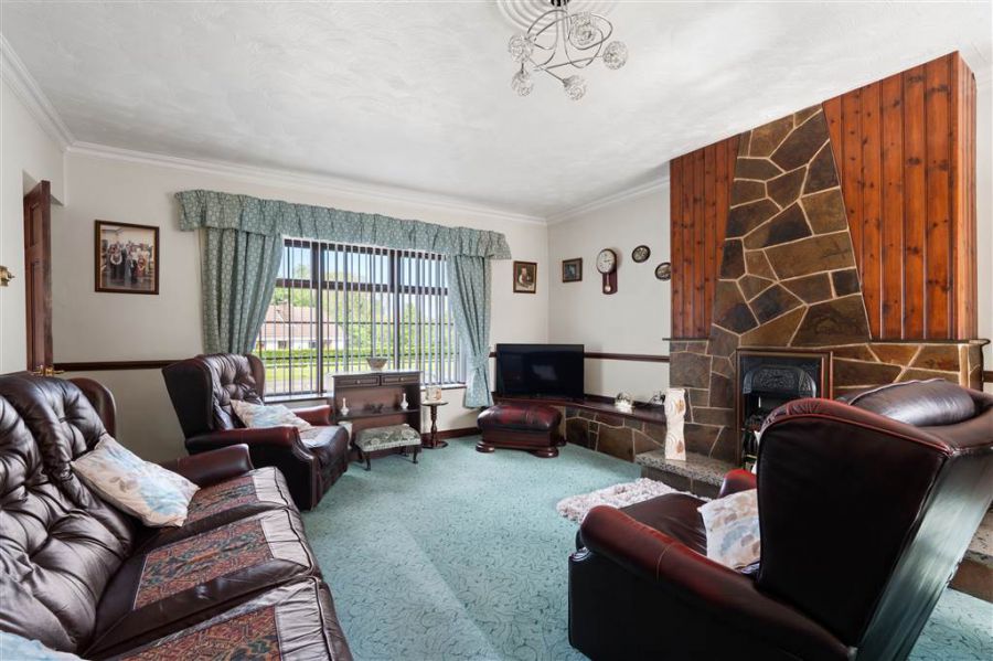 46 Knockan Road