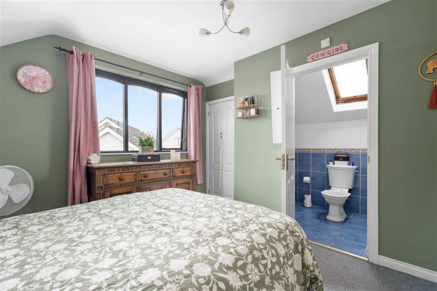 63 Thornbrooke