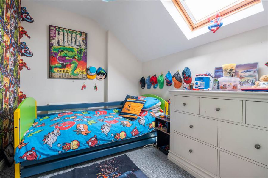 63 Thornbrooke