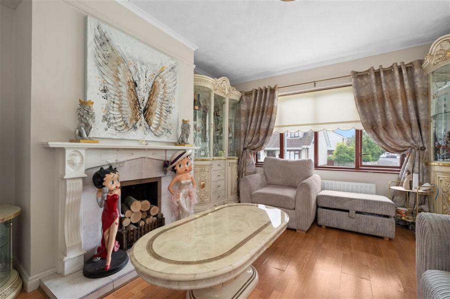 63 Thornbrooke