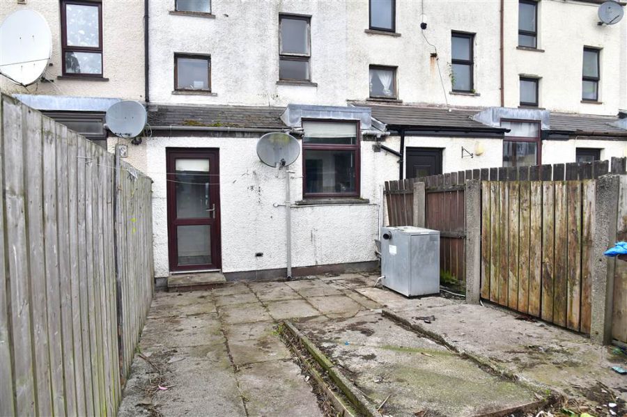 14 Clonavon Road