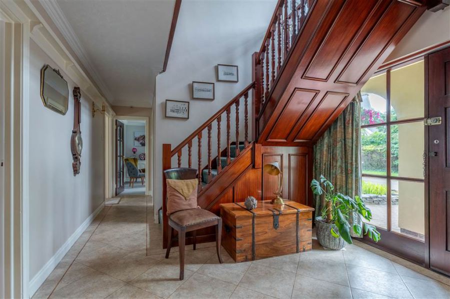 6 Glenagherty Drive