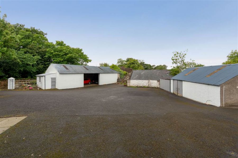 18 Lislunnan Road