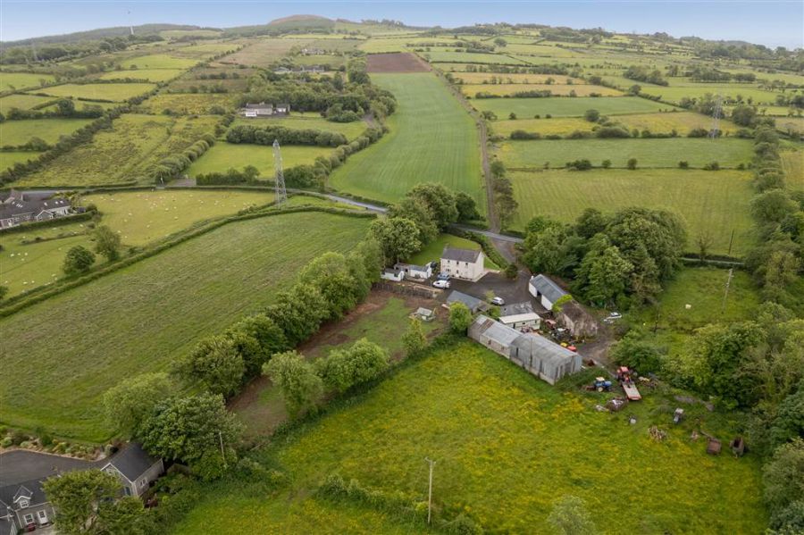 18 Lislunnan Road 18 Lislunnan Road