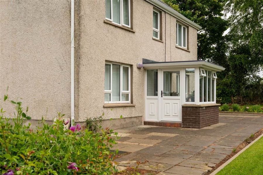 18 Lislunnan Road