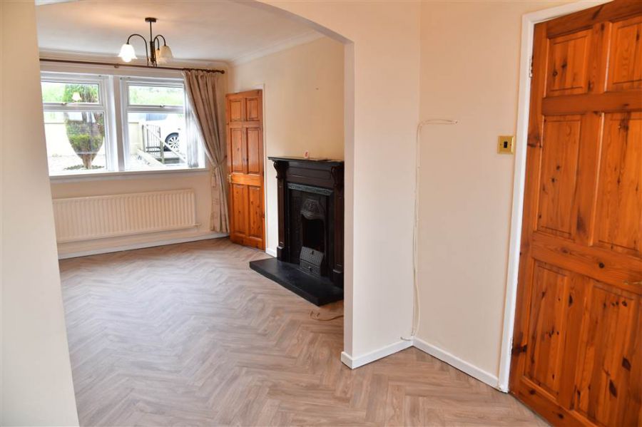 127 Moat Road