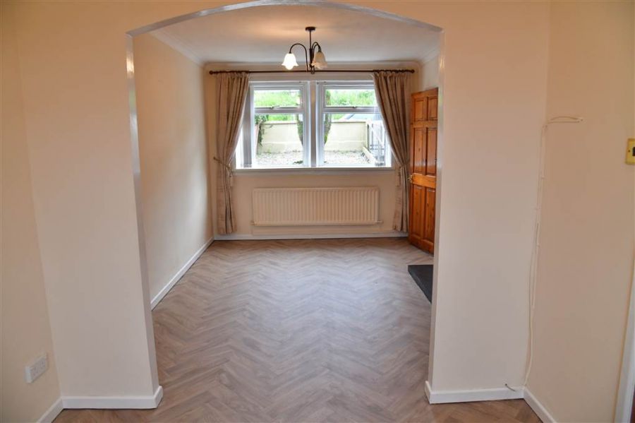 127 Moat Road