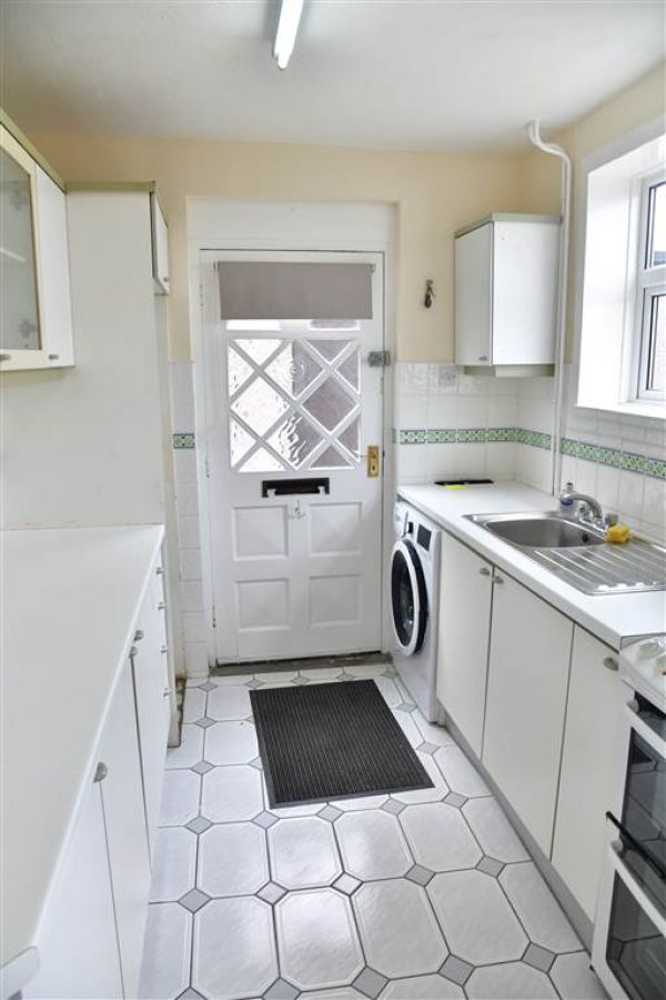 127 Moat Road