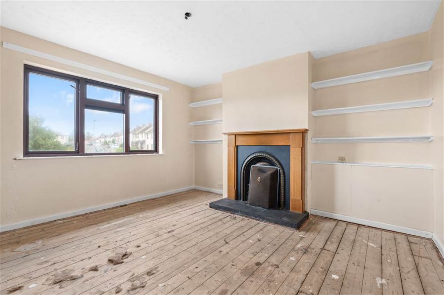 48d Broadway Avenue