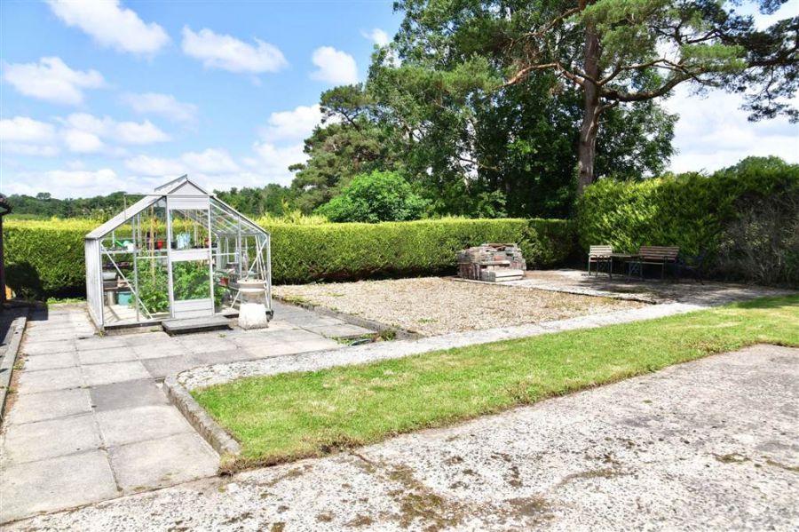 25 Quarrytown Road