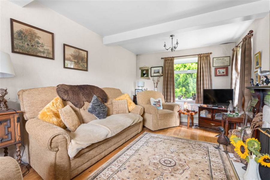 48 Moorfields Road