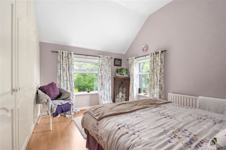 48 Moorfields Road