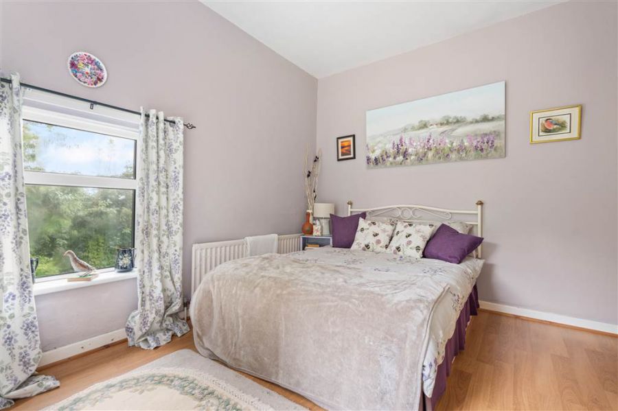 48 Moorfields Road