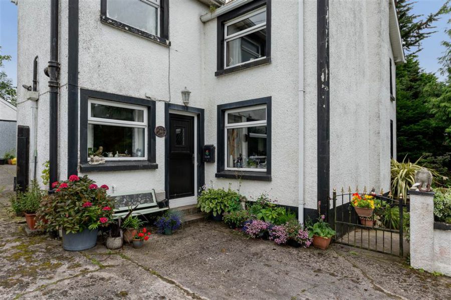 48 Moorfields Road
