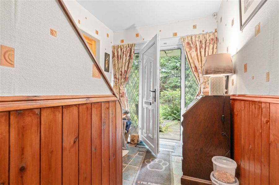 48 Moorfields Road