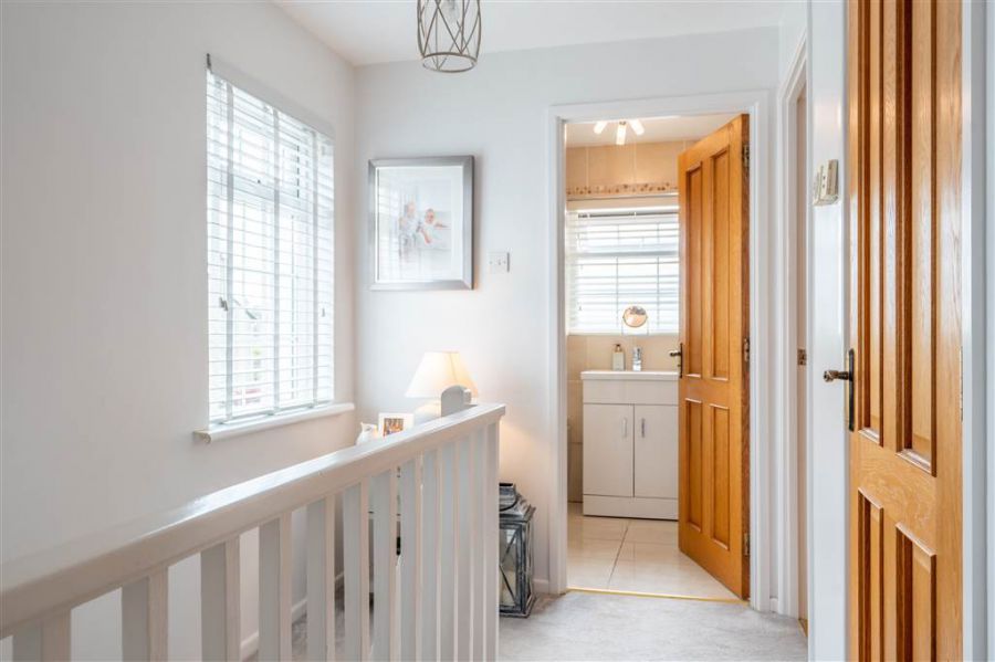 89 Dunfane Park