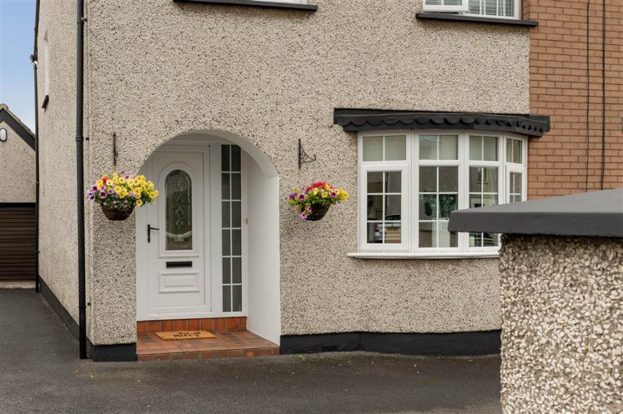 89 Dunfane Park