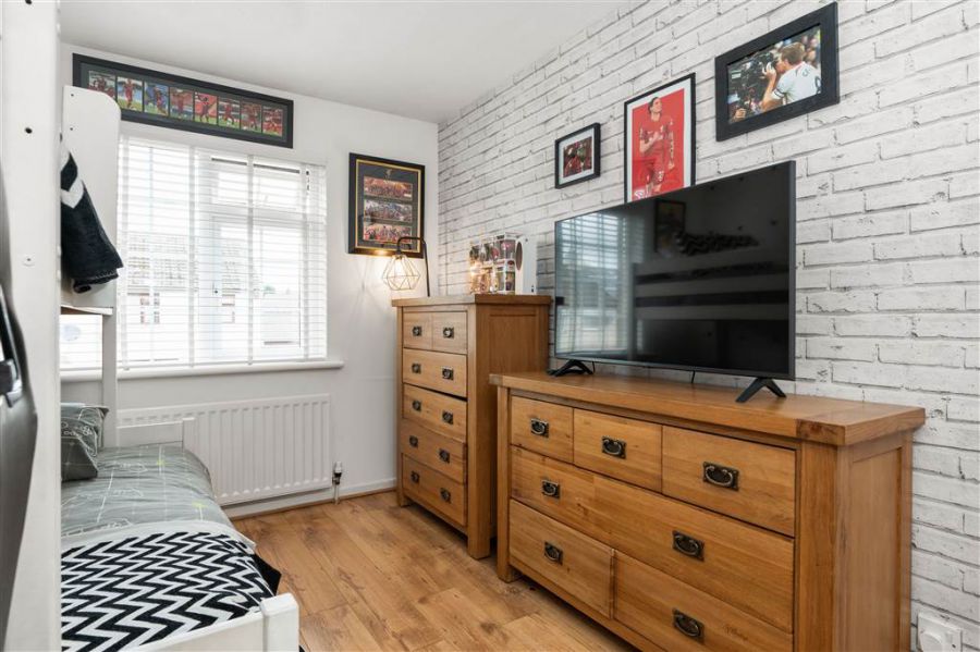 89 Dunfane Park