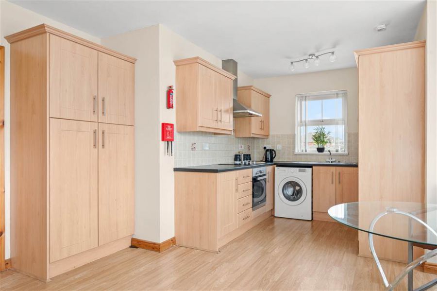 26 Doury Grove