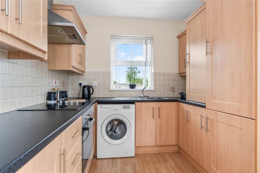 26 Doury Grove
