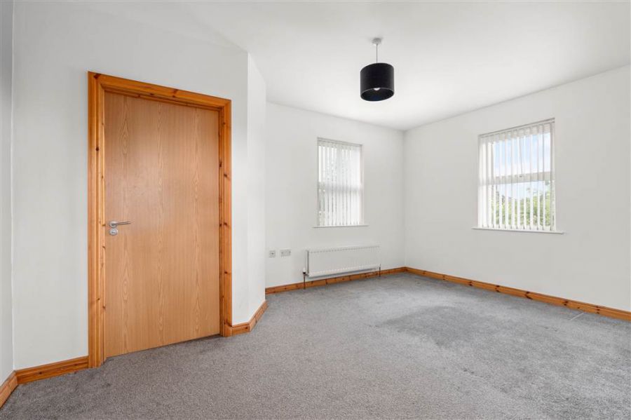 26 Doury Grove