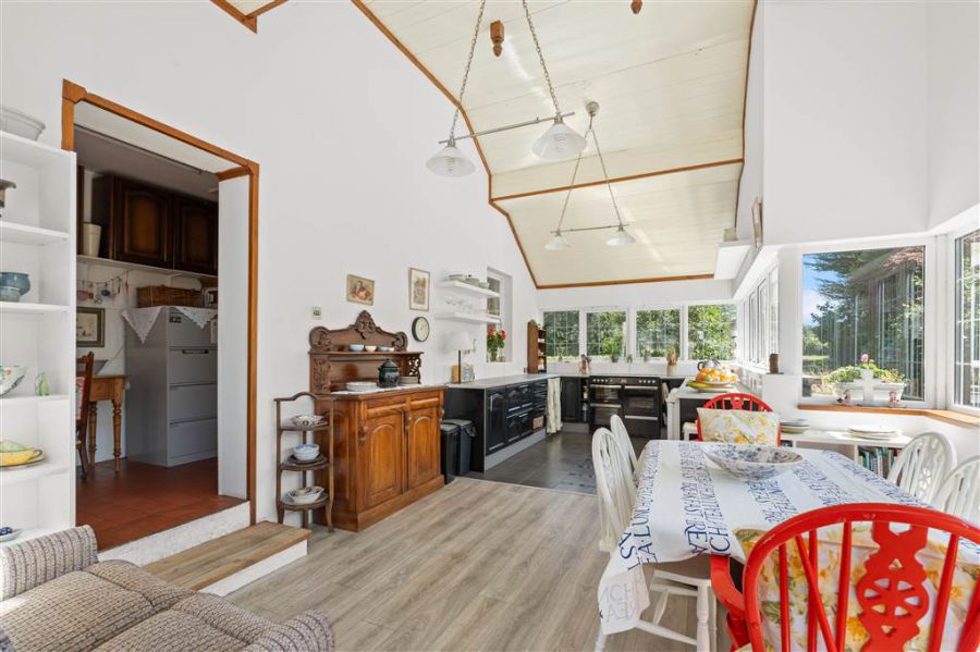 38 Dunnygarron Road
