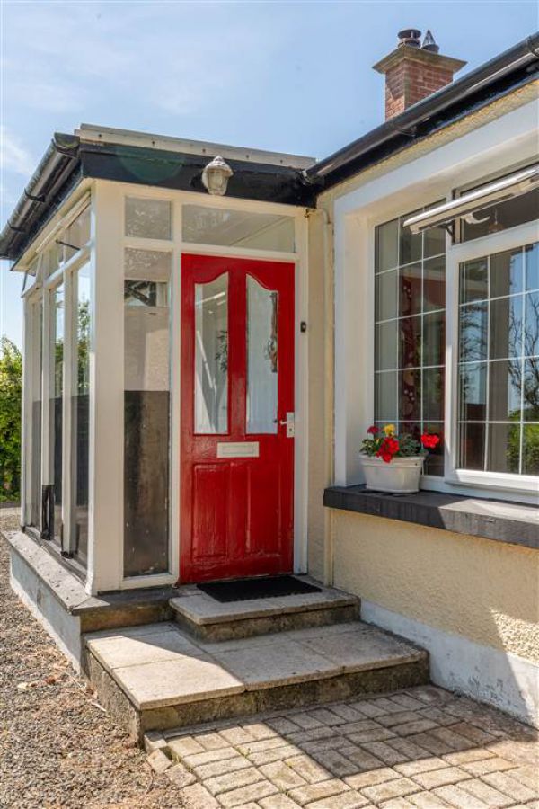 38 Dunnygarron Road