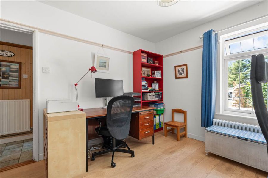 38 Dunnygarron Road