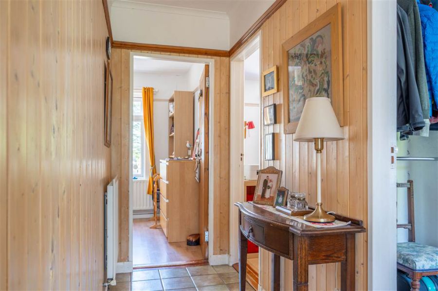38 Dunnygarron Road