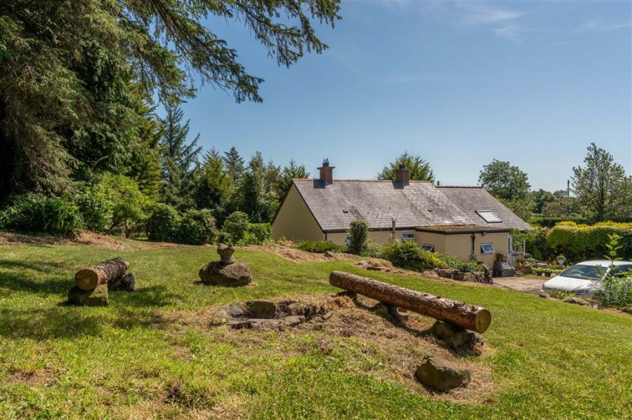 38 Dunnygarron Road