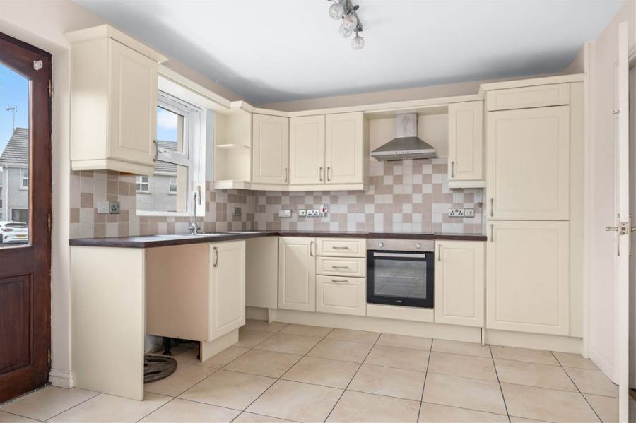 14 Springhill Manor