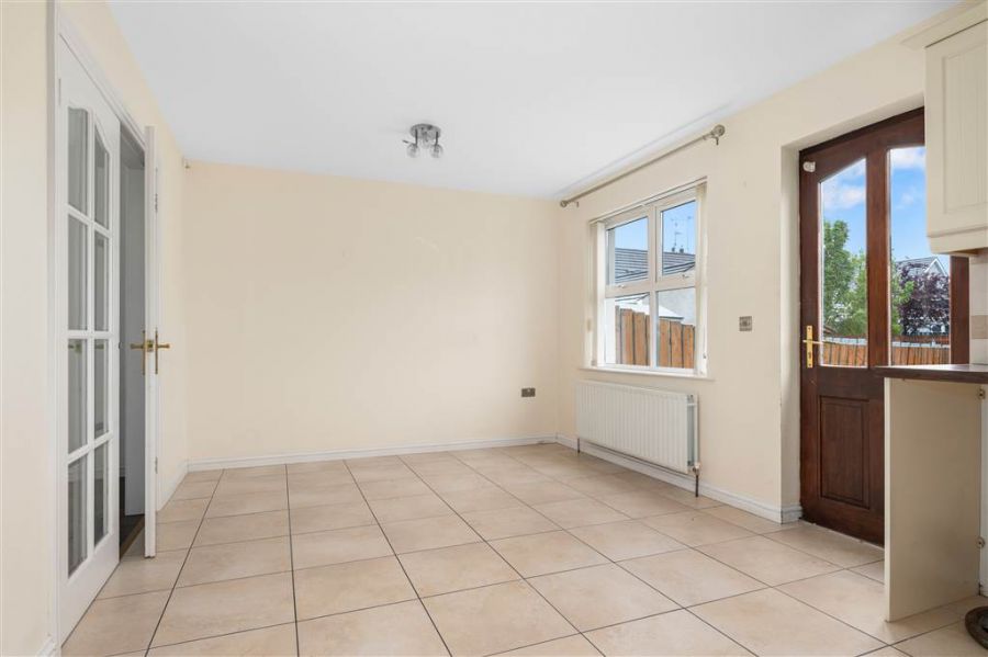 14 Springhill Manor