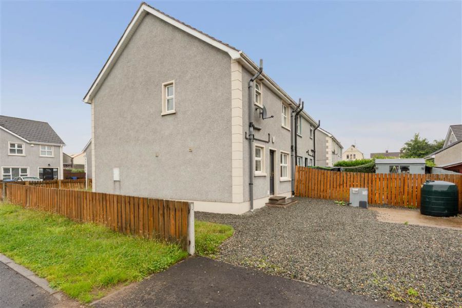 14 Springhill Manor
