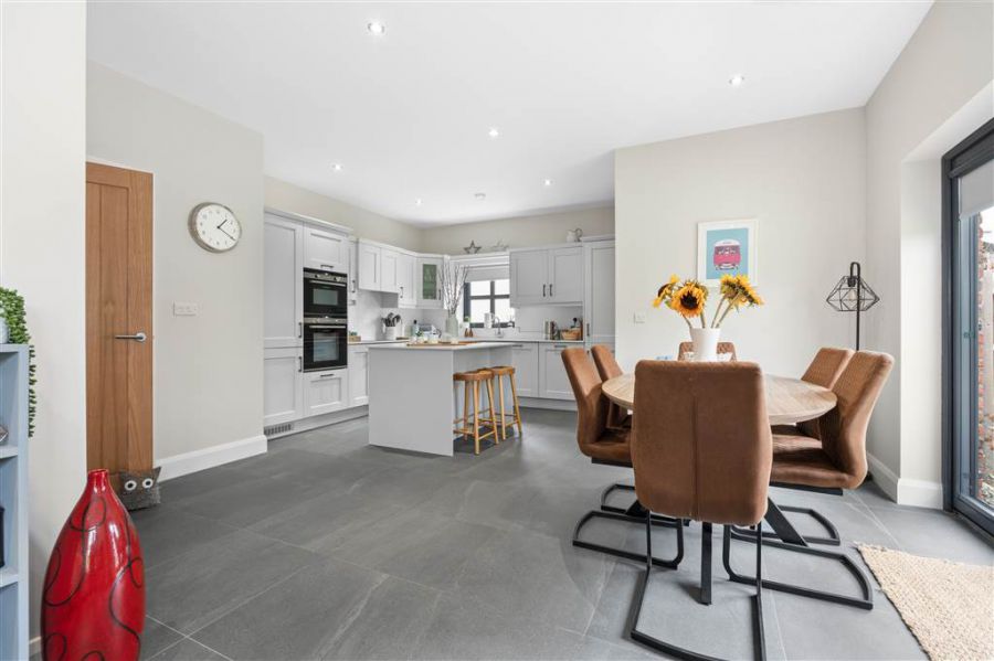74 Castlegate