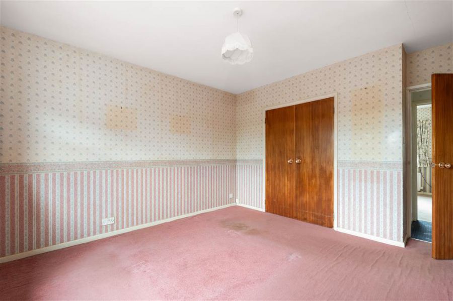 66 Carnlough Road