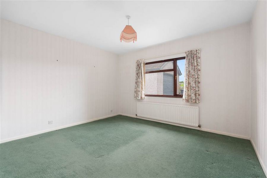 66 Carnlough Road